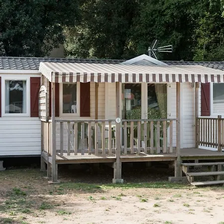 Borddemer Hotellerie De Plein Air مكان تخييم *